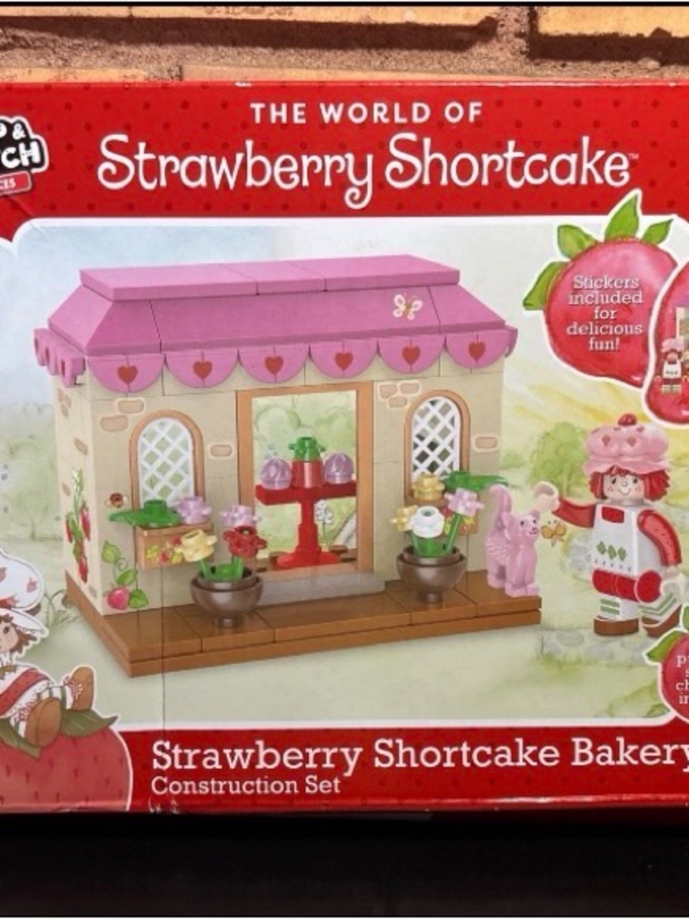 2024 Strawberry Shortcake 112 Piece Bakery Constrution Set-Toys-Kids 6+